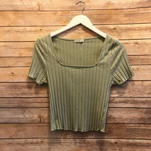 Cotton On Short Sleeve Green Crop Top Size Large NWOT